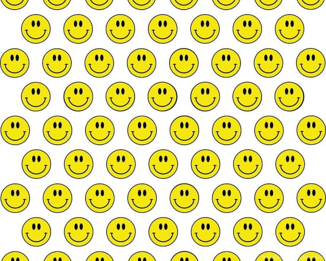 aesthetic trippy smiley face wallpaper 0047