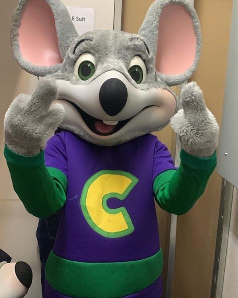 chuck e cheese wallpaper for kids