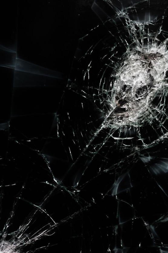 cracked screen wallpaper 0073