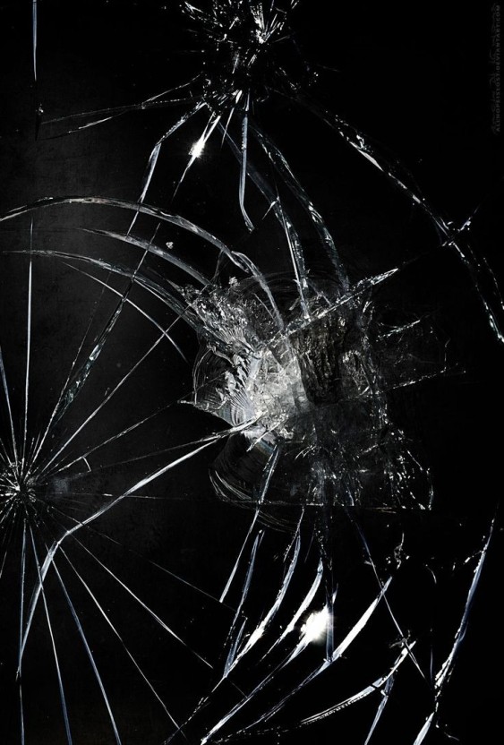 cracked screen wallpaper 0080