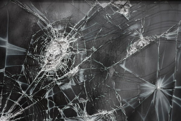 cracked screen wallpaper 0084