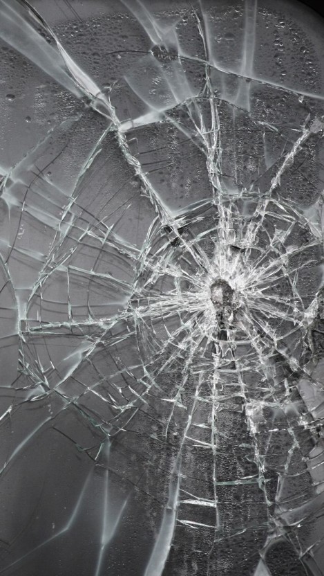 cracked screen wallpaper 0085