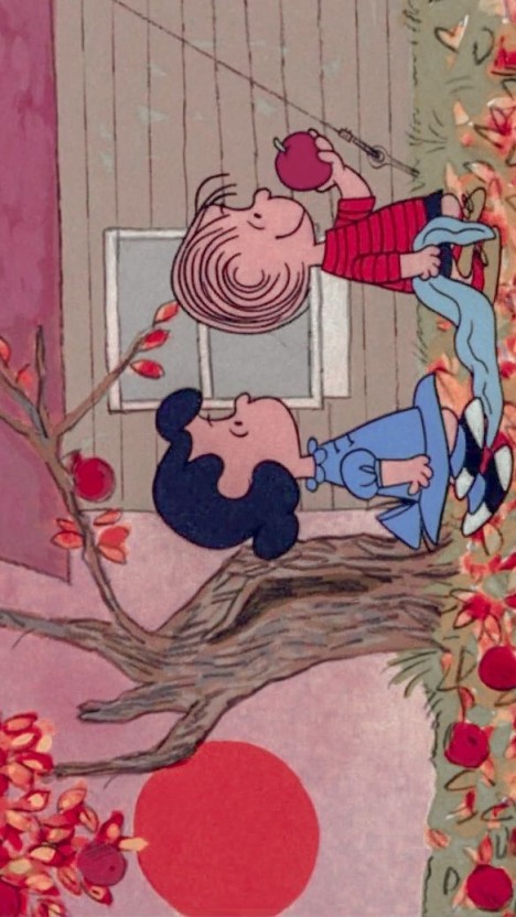 whimsical Charlie Brown wallpaper styles